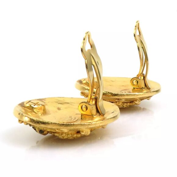 Auth CHANEL Vintage CC Logo Clip on Earrings Gold Metal - e60126a - Picture 5 of 11